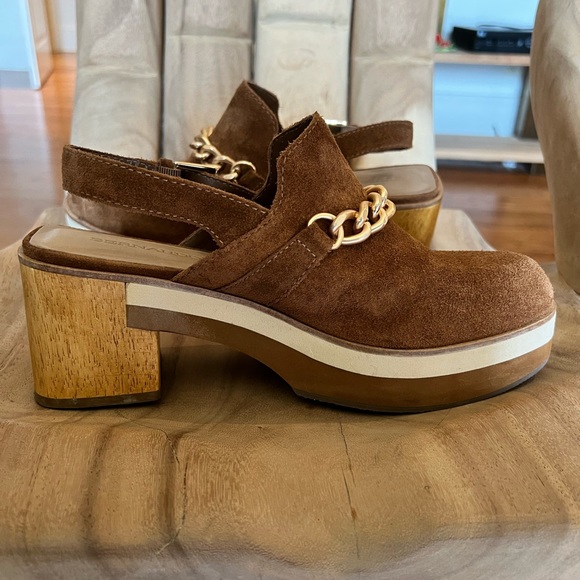 Bernardo Tobacco Sochi Clog - Picture 4 of 10